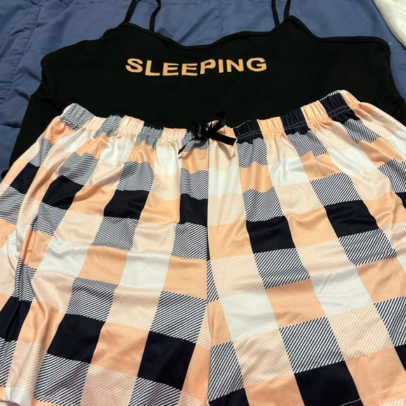 Sleep Set - Picture 2 of 5